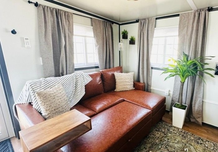 3 Bed Studio Suite photo 17