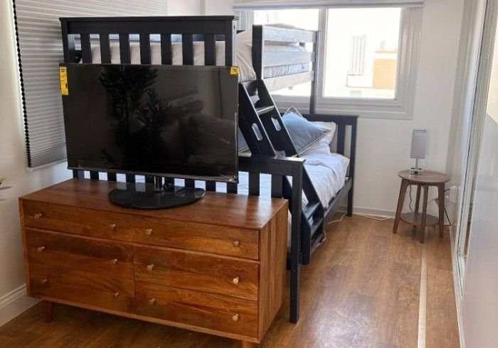 Duplex Bunk Bed Suite photo 8
